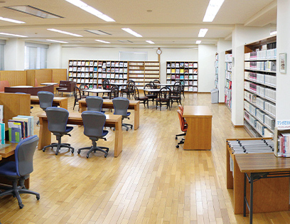 図書館（6号館2階）