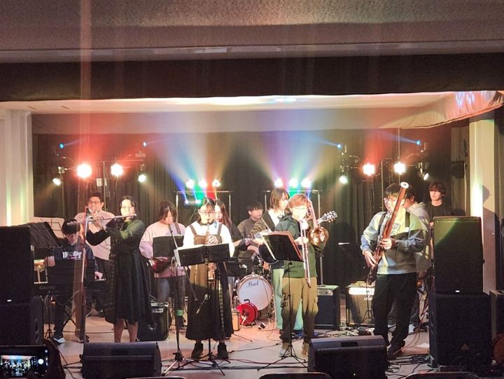 電音部が「Spring Live」を開催